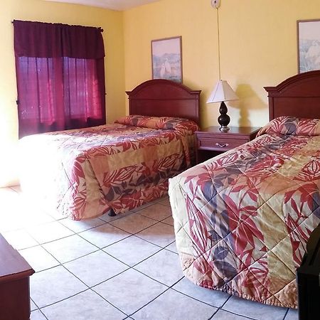 Twi Light Motel Holly Hill Екстер'єр фото